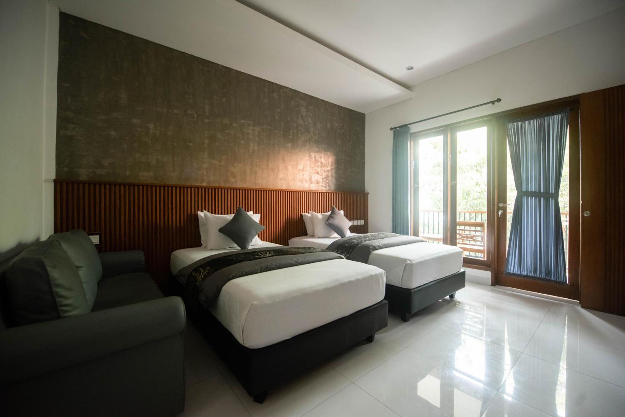 Sandat Hotel Legian Exterior photo