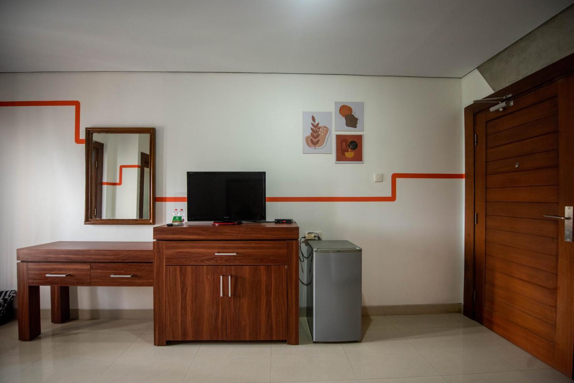 Sandat Hotel Legian Exterior photo